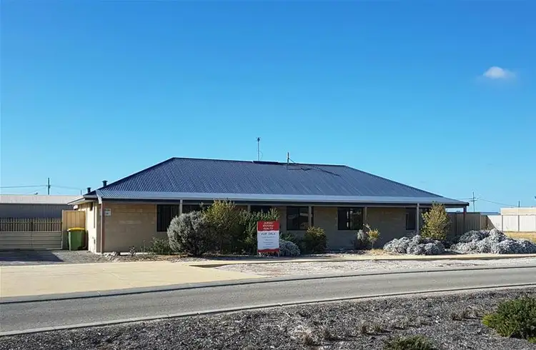 16 Dryandra Boulevard, Jurien Bay WA 6516