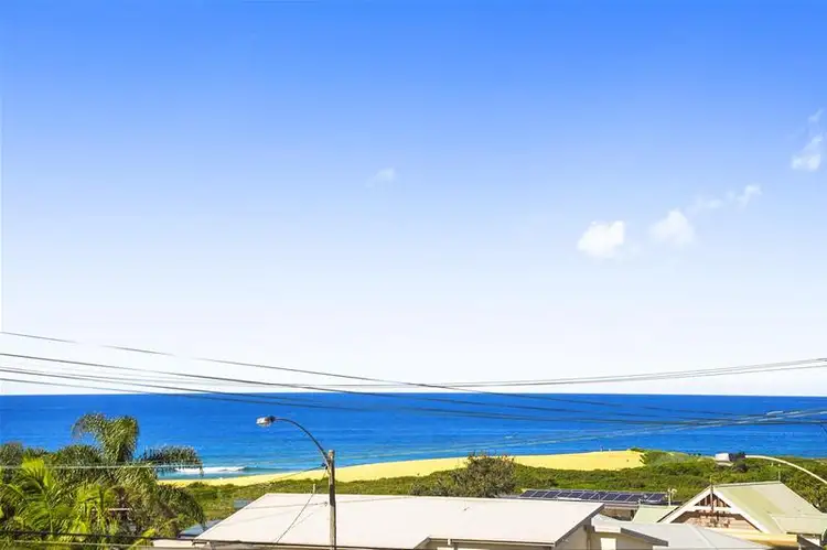 Third view of Homely house listing, 32 Griffin Road, North Curl Curl NSW 2099