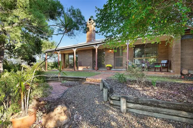 32 Pinkwood Street, Bellbowrie QLD 4070