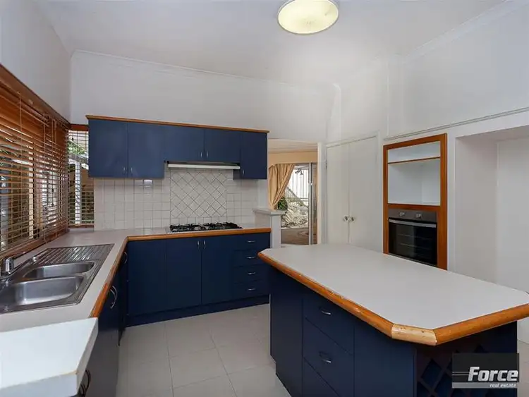 Sixth view of Homely house listing, 32 St Fillans Bend, Wanneroo WA 6065