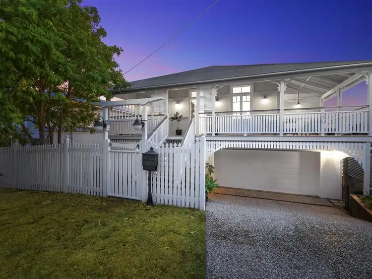 31 Smeaton Street, Coorparoo QLD 4151