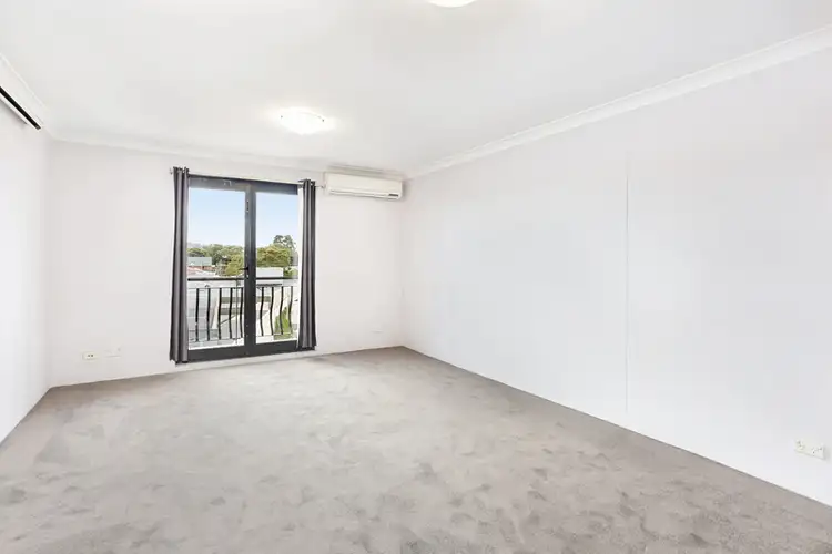 150/21-23 Norton Street