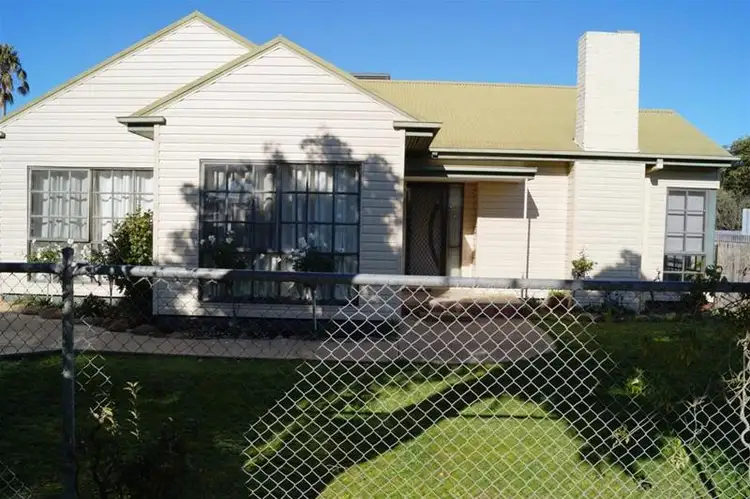 14 Pine Street, Numurkah VIC 3636