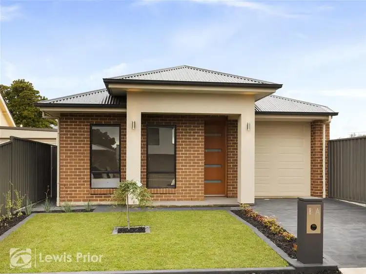 8A Inverness Avenue, Marion SA 5043