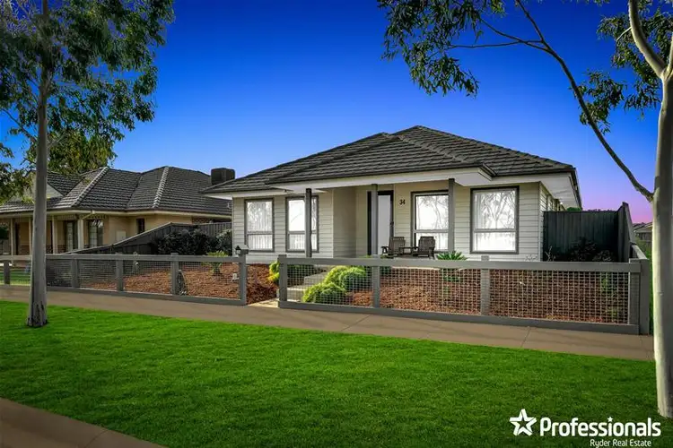 34 St Arnaud Road, Eynesbury VIC 3338