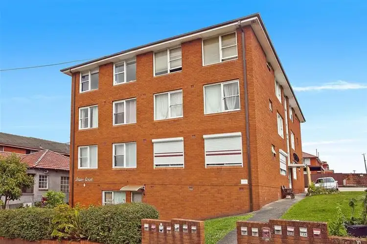 10/6 Esk Street, Marrickville NSW 2204