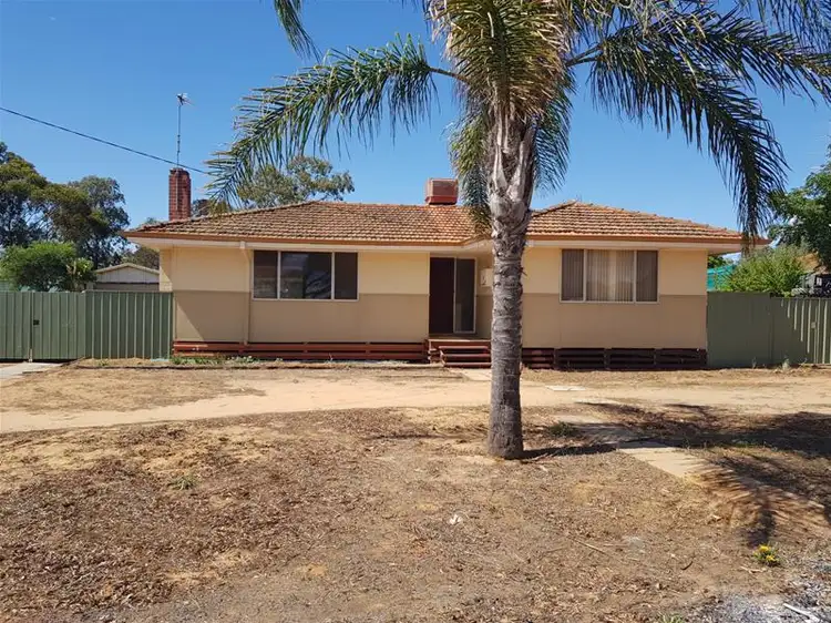 37 McPherson Street, Moora WA 6510