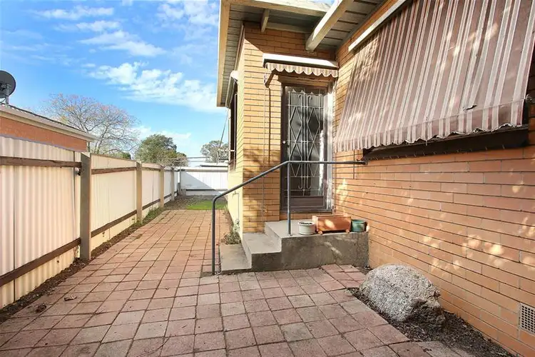 Sixth view of Homely unit listing, 2/1A Pearce Street, Wodonga VIC 3690