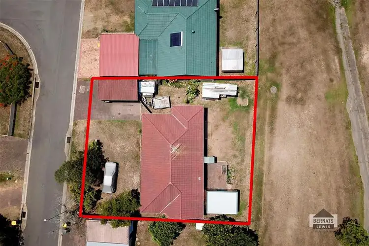 9 Tregana Circuit, Edens Landing QLD 4207