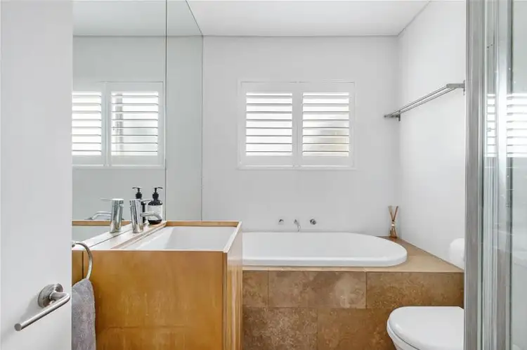 Sixth view of Homely unit listing, 5/84 Oaks Avenue, Dee Why NSW 2099