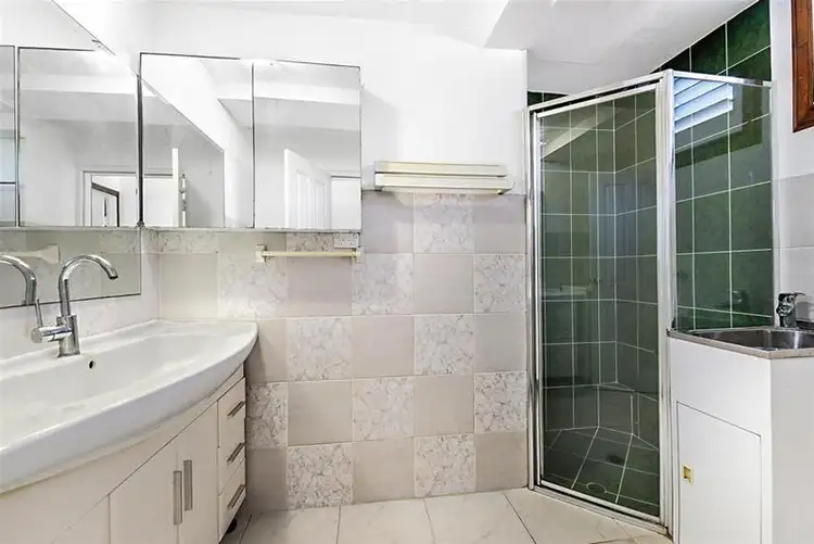 Seventh view of Homely apartment listing, 2/12 Leonard Avenue, Surfers Paradise QLD 4217