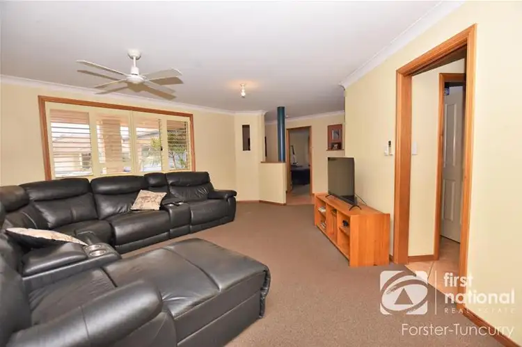 Second view of Homely house listing, 3 Viola Circuit, Tuncurry NSW 2428