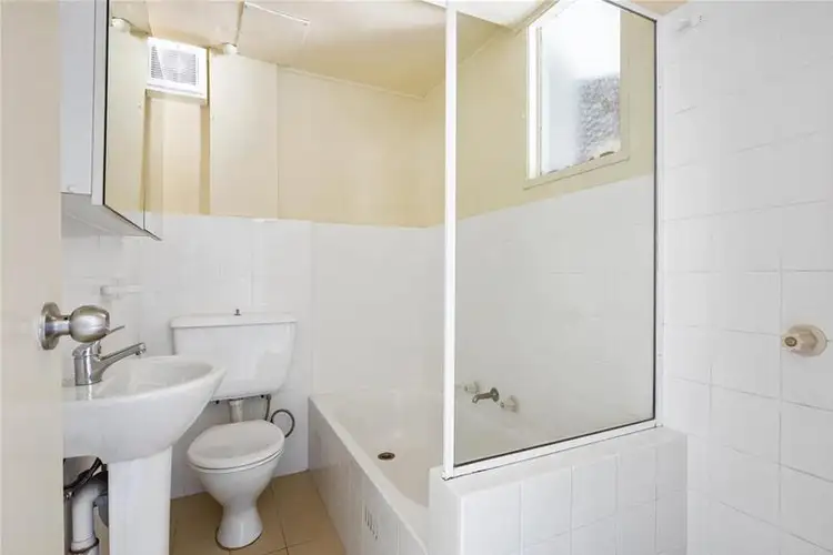 Sixth view of Homely unit listing, 10/40 Boronia Street, Dee Why NSW 2099