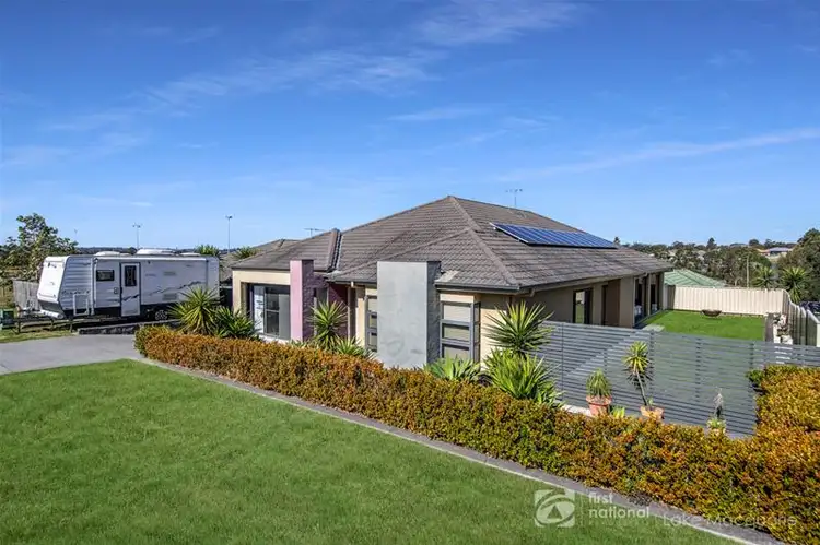 5 Northridge Drive, Cameron Park NSW 2285