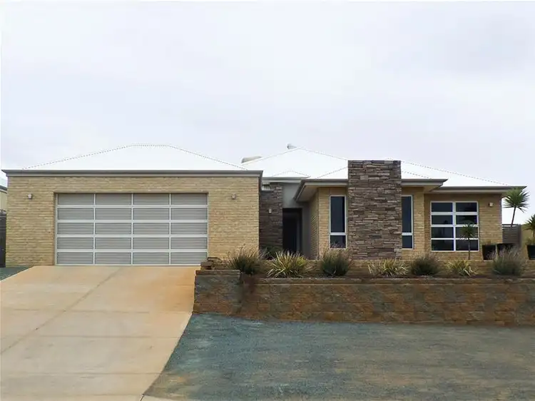 49 Tindals Crescent, Hannans WA 6430
