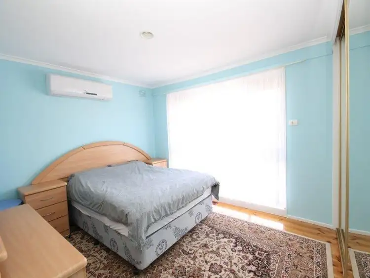 Fifth view of Homely house listing, 6 Angelique Grove, Albanvale VIC 3021