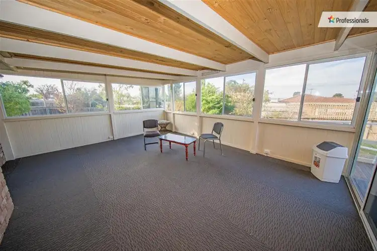 Seventh view of Homely house listing, 2 Hare Court, Darley VIC 3340