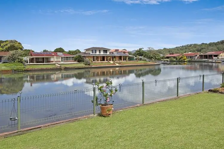 22 Mainsail Street, Currumbin Waters QLD 4223
