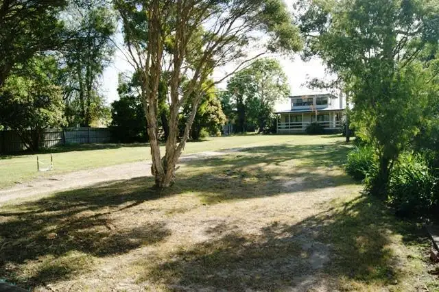 16 The Crescent, Inverloch VIC 3996