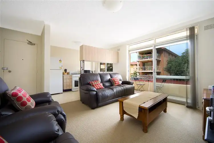 Second view of Homely unit listing, 9/4 Lismore Avenue, Dee Why NSW 2099