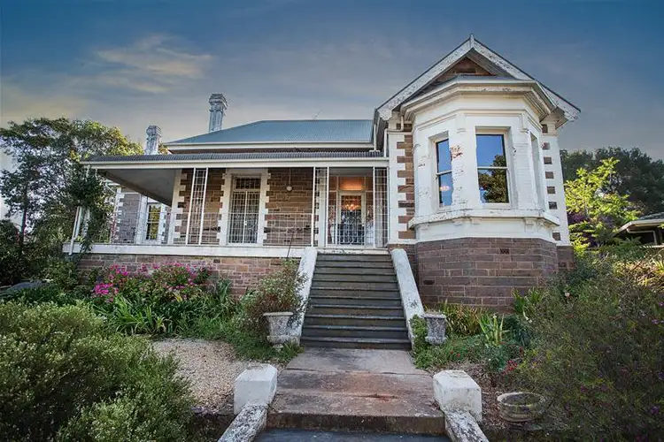 8 Ella Crescent, O'halloran Hill SA 5158