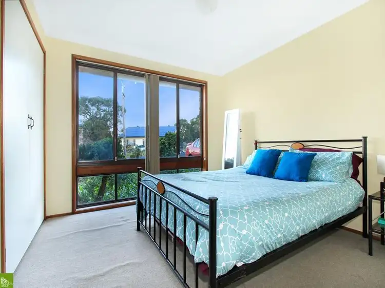 Fifth view of Homely house listing, 2 Kooranga Crescent, Cordeaux Heights NSW 2526