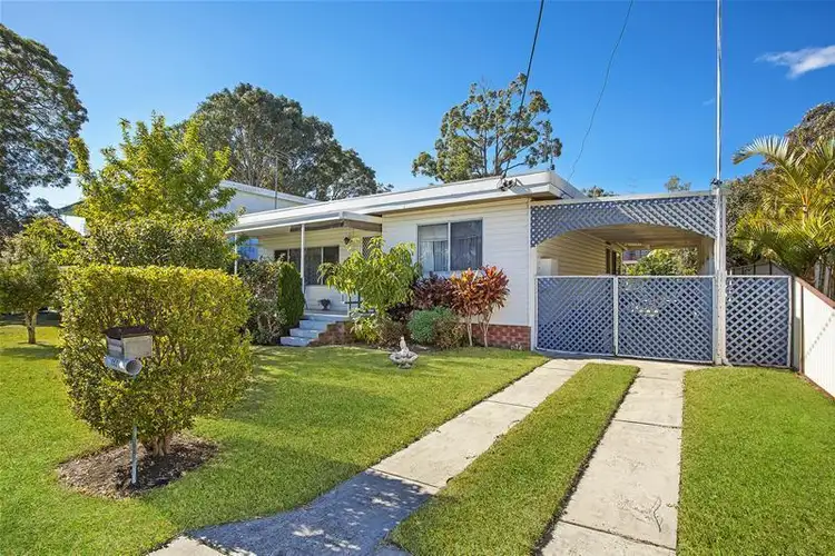 152 Cams Boulevard, Summerland Point NSW 2259