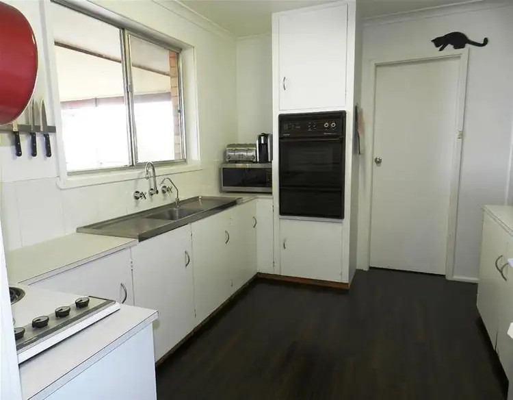 Seventh view of Homely house listing, 10 Hope Street, Yass NSW 2582