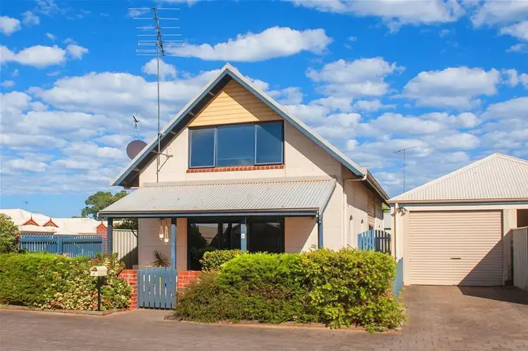 6/5 Station Road, Margaret River WA 6285