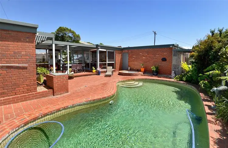 42 Darrambal Crescent, Leopold VIC 3224