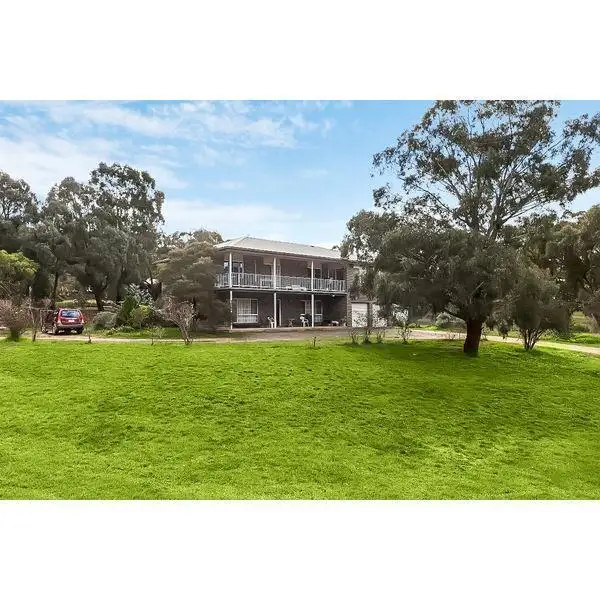 6 Cameron Road, Ararat VIC 3377