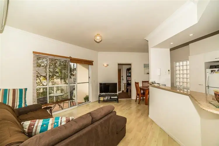 5/4 St Kilda Avenue, Broadbeach QLD 4218