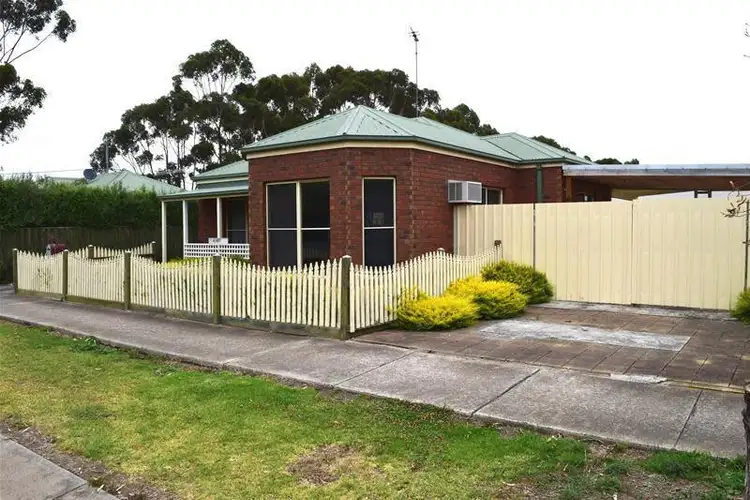 Second view of Homely house listing, 1A The Esperence, Lara VIC 3212