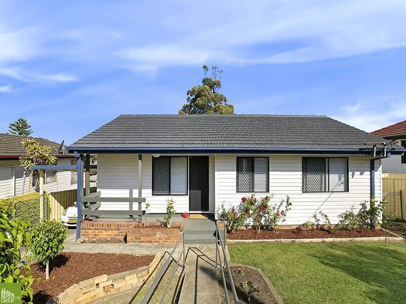 Main view of Homely house listing, 21 Bristol Street, Berkeley NSW 2506