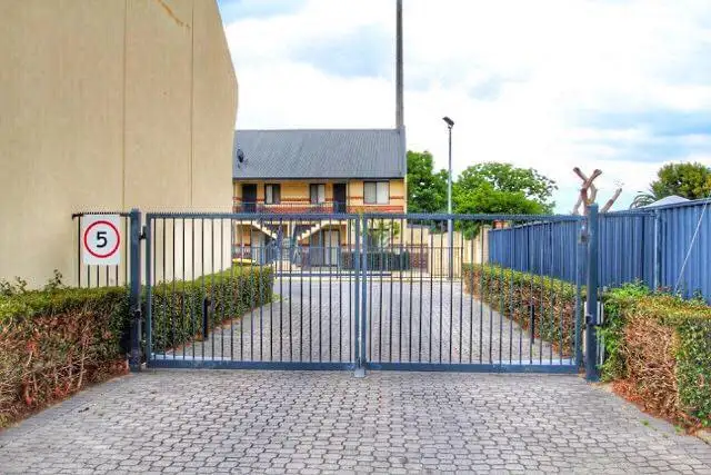 Sixth view of Homely unit listing, 15/44 Railway Parade, Midland WA 6056