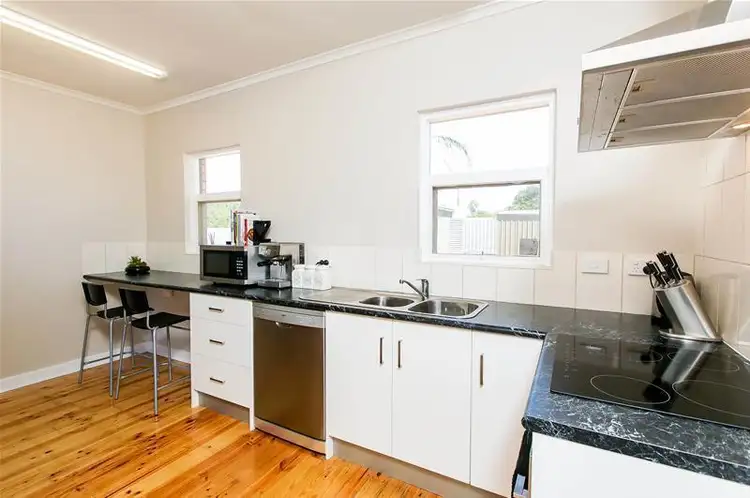 Fifth view of Homely house listing, 8 Amanda Way, Reynella SA 5161