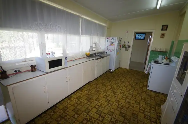 Sixth view of Homely house listing, 1 Thomas Street, Edithburgh SA 5583