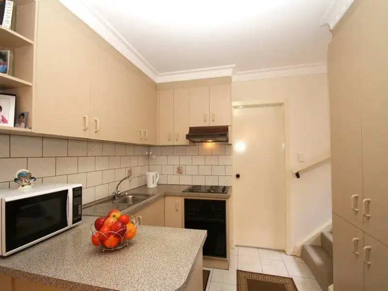 Main view of Homely townhouse listing, 2/9 John Street, St Albans VIC 3021