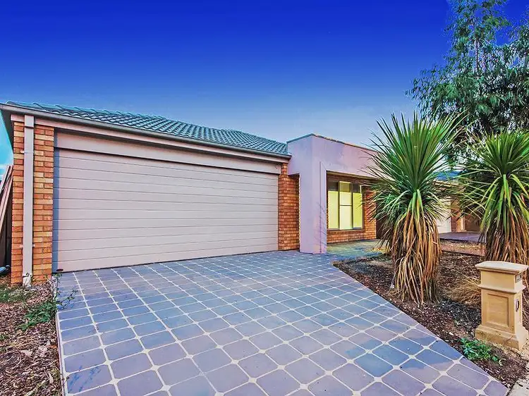 82 Pioneer Drive, Deer Park VIC 3023