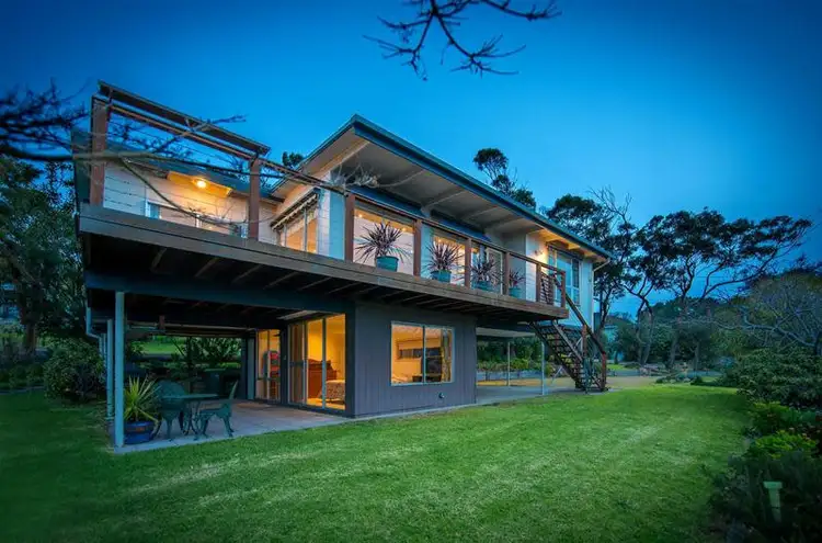 9 Farey Avenue, Dromana VIC 3936