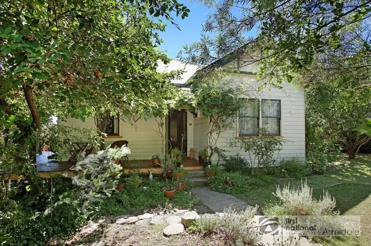 220 Donnelly Street, Armidale NSW 2350