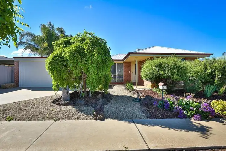 17 Olivewood Drive, Mildura VIC 3500