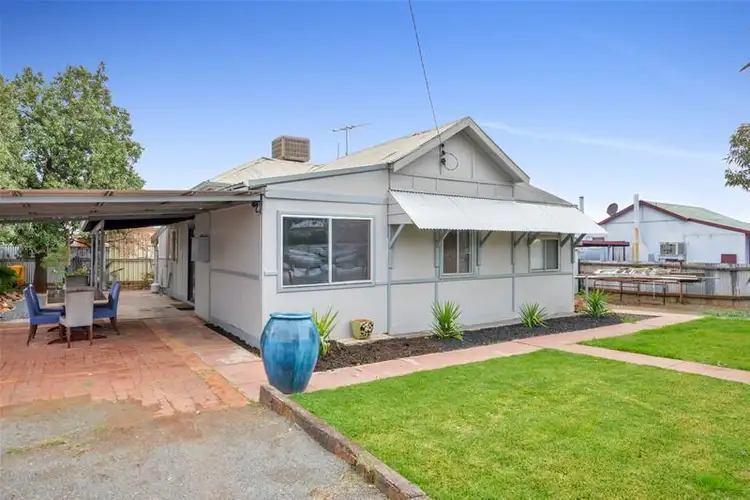 8e Campbell Street, Mullingar WA 6430