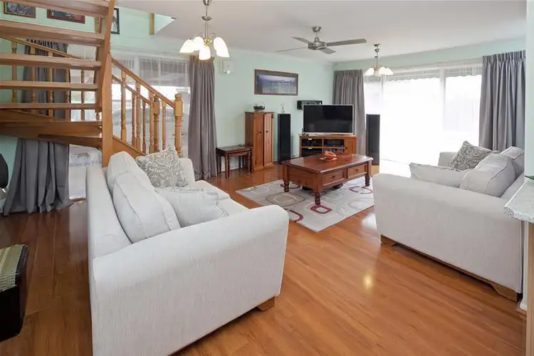 Fifth view of Homely house listing, 18 Quirk Court, Endeavour Hills VIC 3802