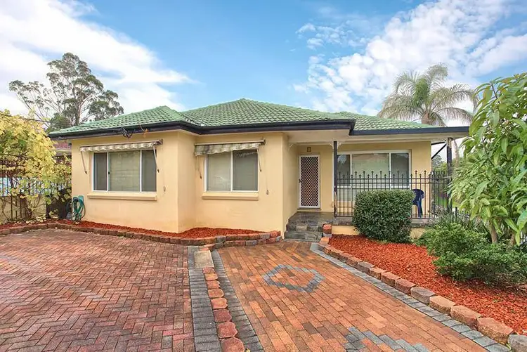 77 Sandra Street, Woodpark NSW 2164