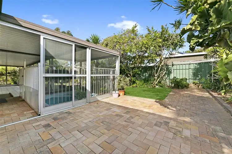 Sixth view of Homely house listing, 4 Myrtle Court, Palm Beach QLD 4221