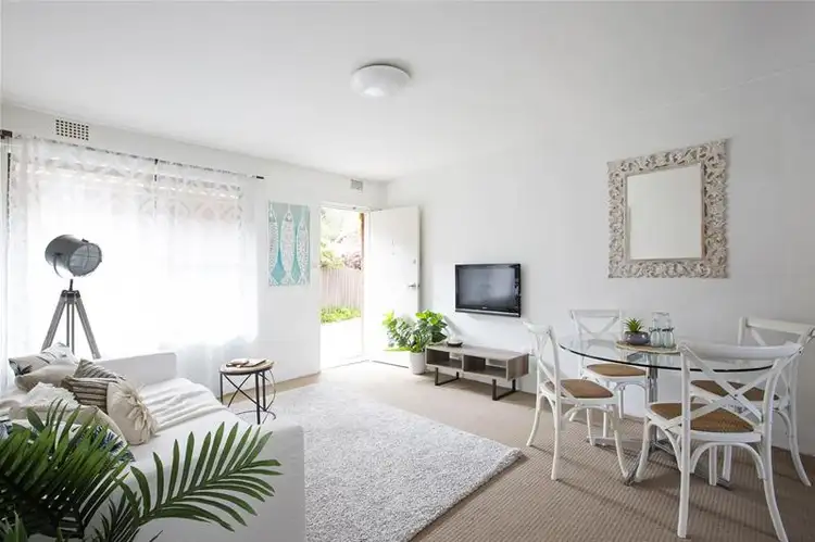 1/14 Pacific Parade, Dee Why NSW 2099