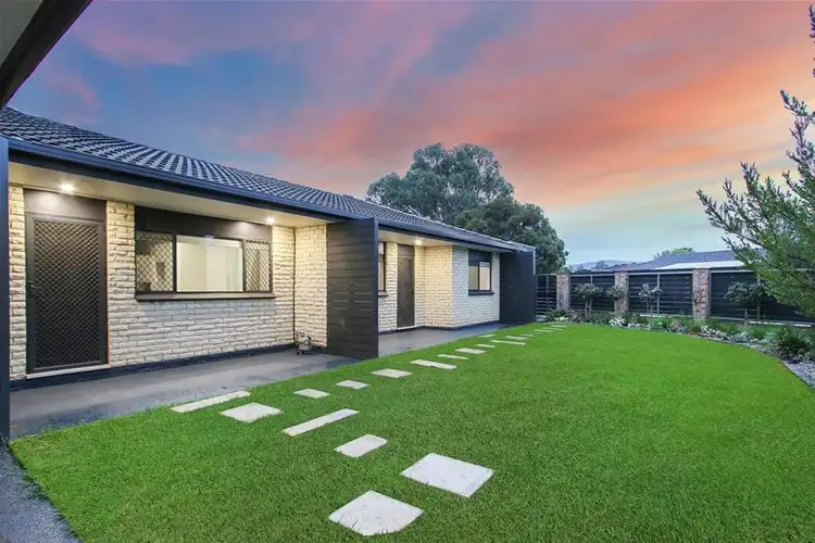 2/425 Urana Road, Lavington NSW 2641