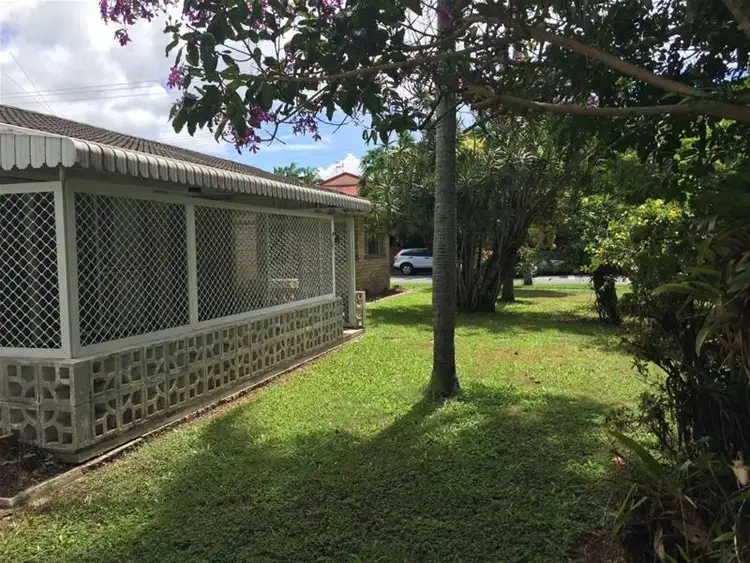68 Slatyer Avenue, Surfers Paradise QLD 4217