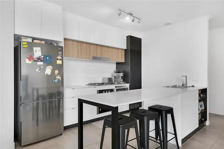 Fifth view of Homely apartment listing, 309/283 Logan Road, Greenslopes QLD 4120